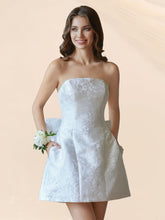 Vestidos de noiva curtos de cetim com tecido jacquard simples, sem alças, comprimento mini e costas abertas #FEWD005