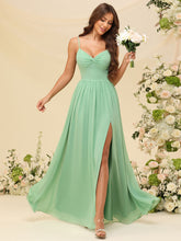 Vestido de madrinha evasê com decote V, fenda, chiffon e bolso #FEBM001