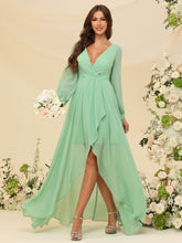 Vestidos de madrinha de chiffon com decote V, mangas longas e comprimento mullet, para baile e festa