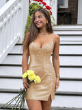Vestido justo de cetim para festa de formatura, com aplique de miçangas, decote V e saia de coquetel #FEHC001