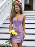 Vestido justo de cetim para festa de formatura, com aplique de miçangas, decote V e saia de coquetel #FEHC001